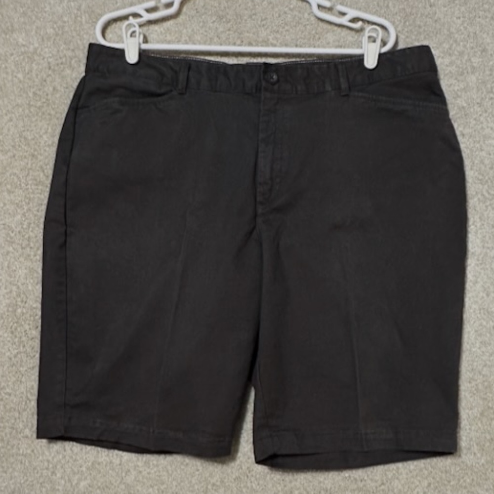 Eddie Bauer Legendwash Stretch Bermuda Walking Hiking Shorts Gray 18 CURVY Fit